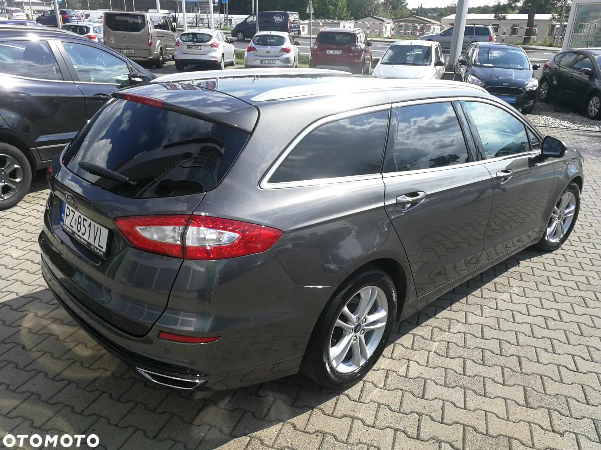 Ford Mondeo 2.0 TDCi Titanium PowerShift - 4