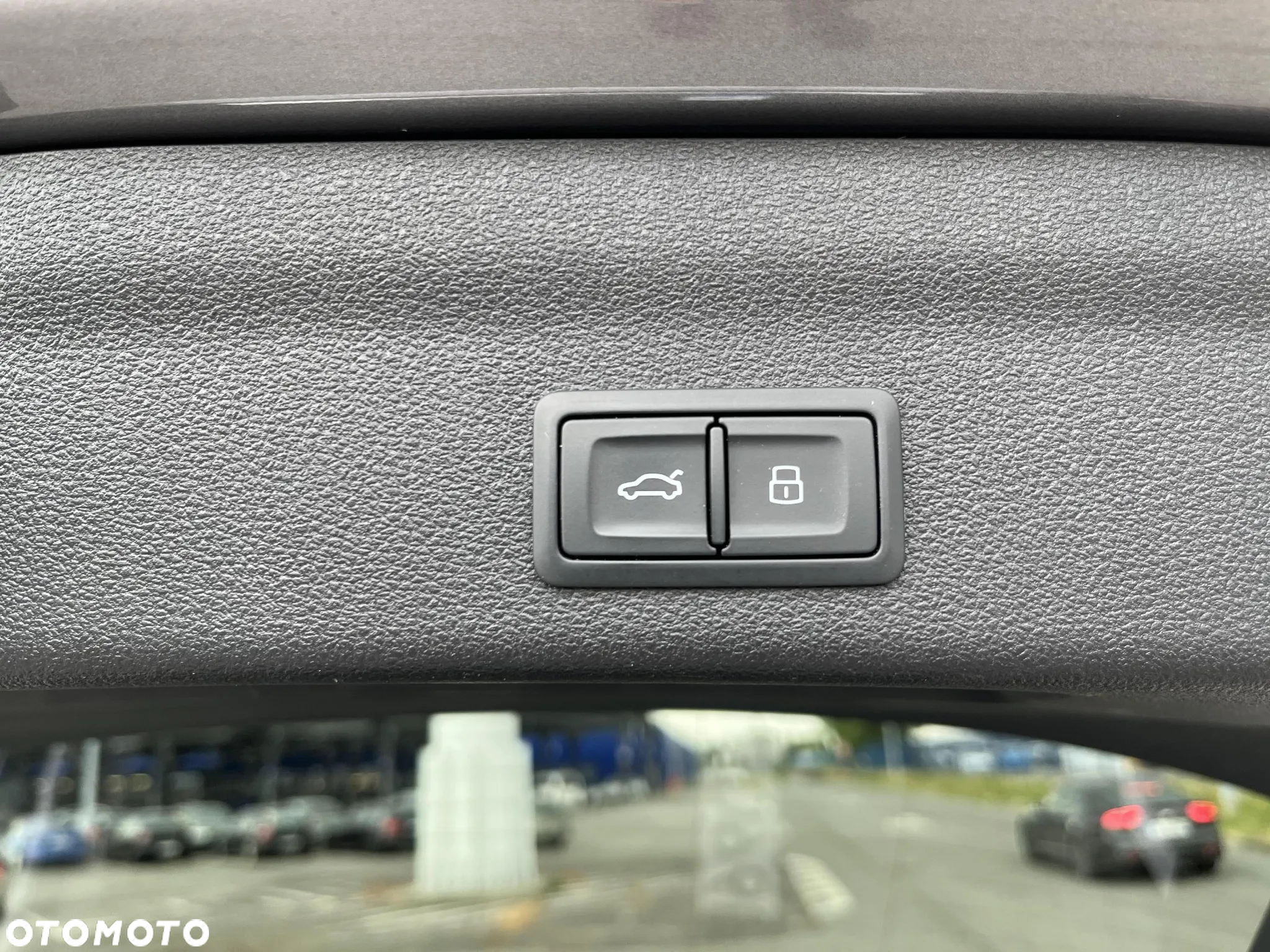 Audi A6 Allroad - 12
