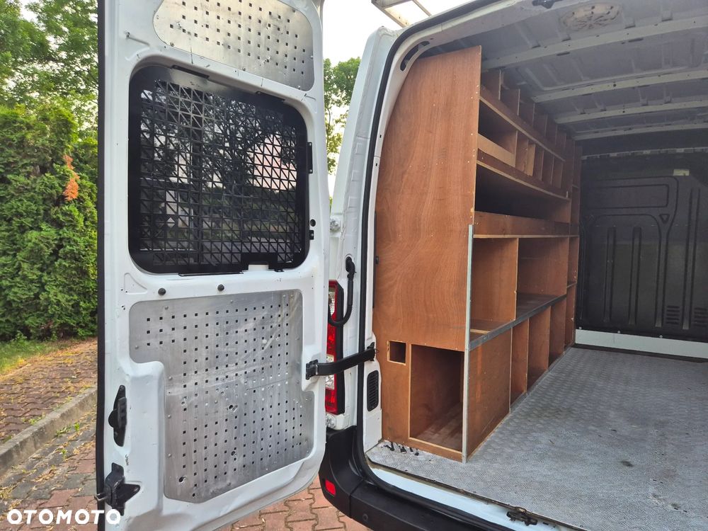 Renault Master - 25