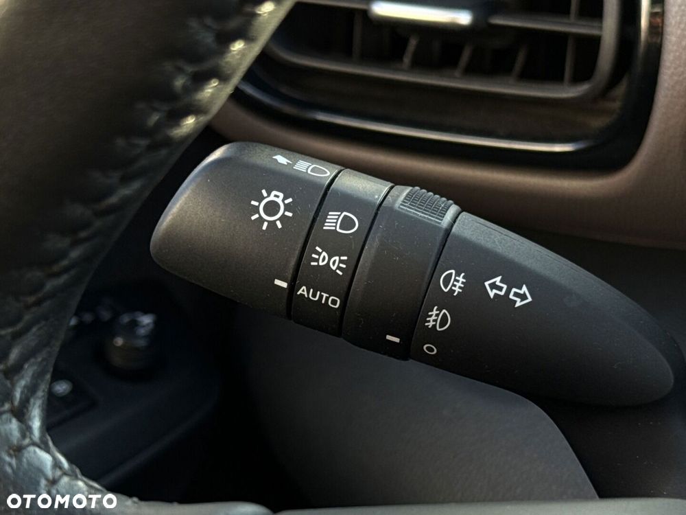 Toyota Yaris Cross Hybrid 1.5 Executive - 21