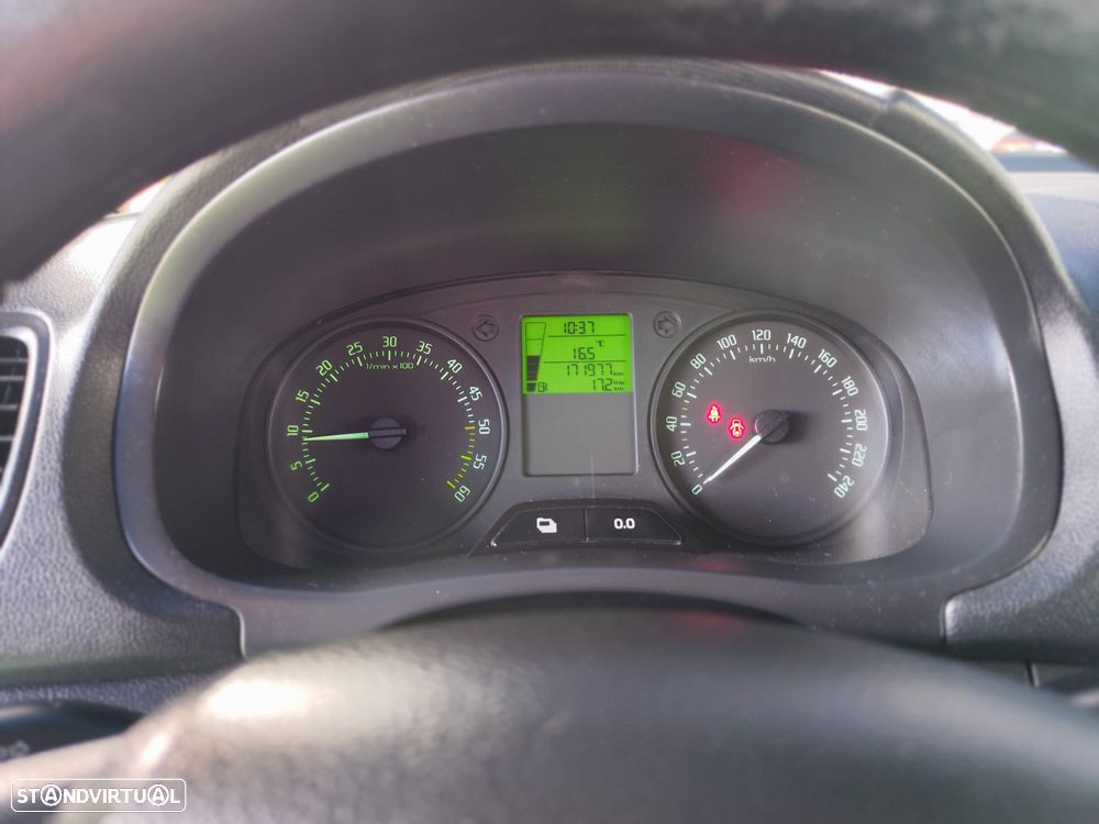 Skoda Fabia Break 1.2 TDi Active Plus - 21