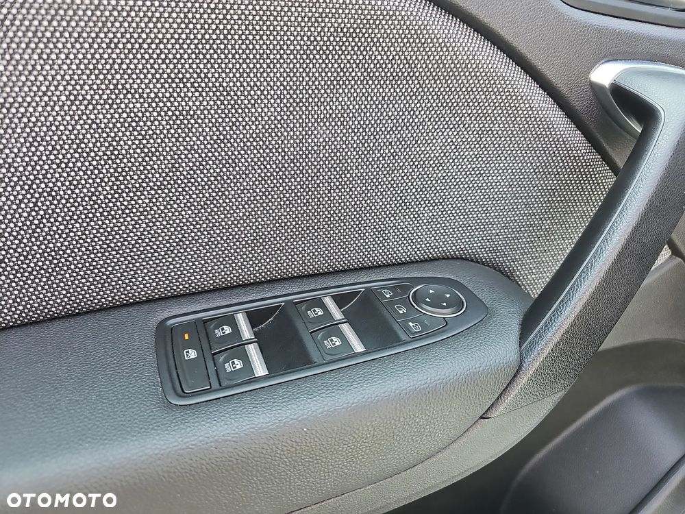Renault Captur 1.6 E-TECH Full Hybrid 145 Techno - 16
