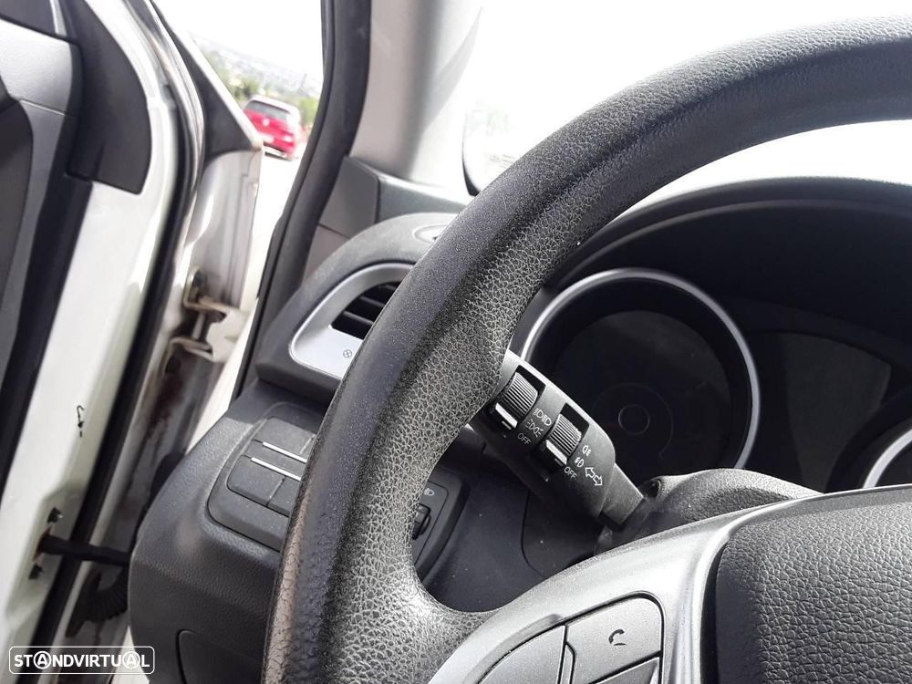 VOLANTE SSANGYONG TIVOLI - 1