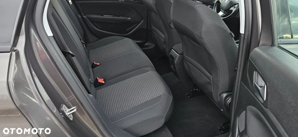 Peugeot 308 - 7