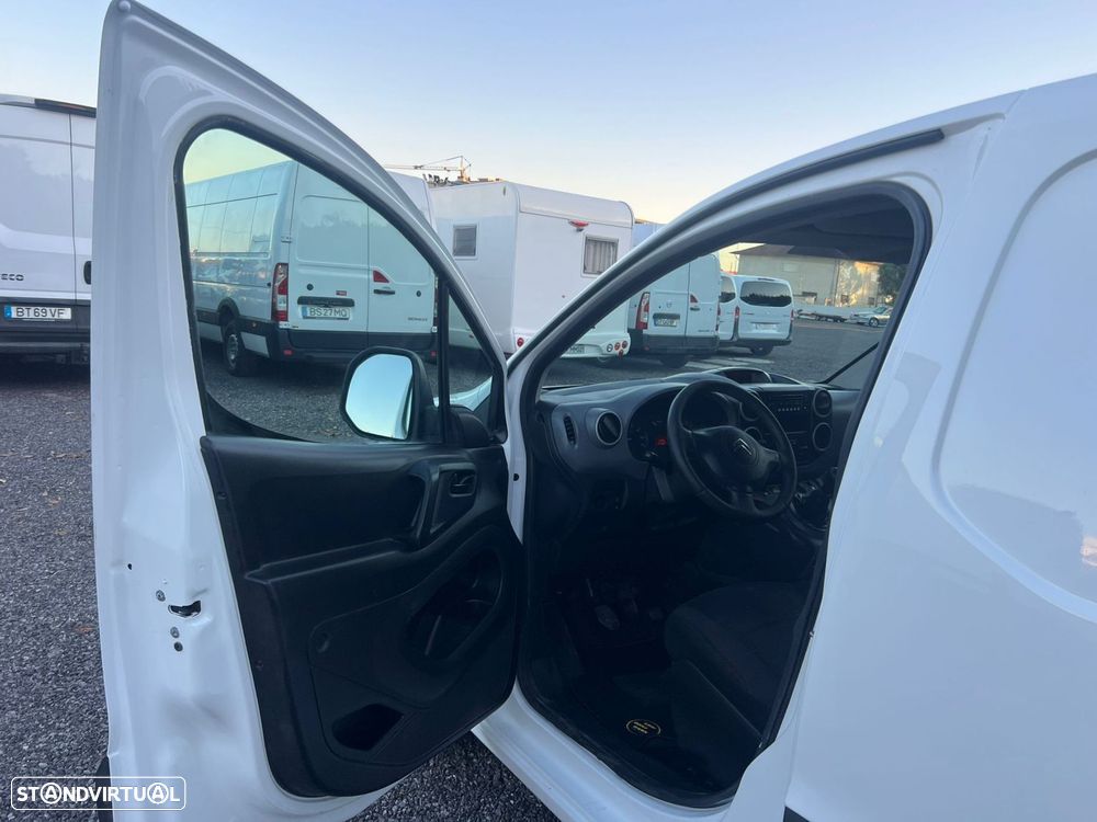 Citroën Berlingo 1.6 HDi 800 3L Longo - 21
