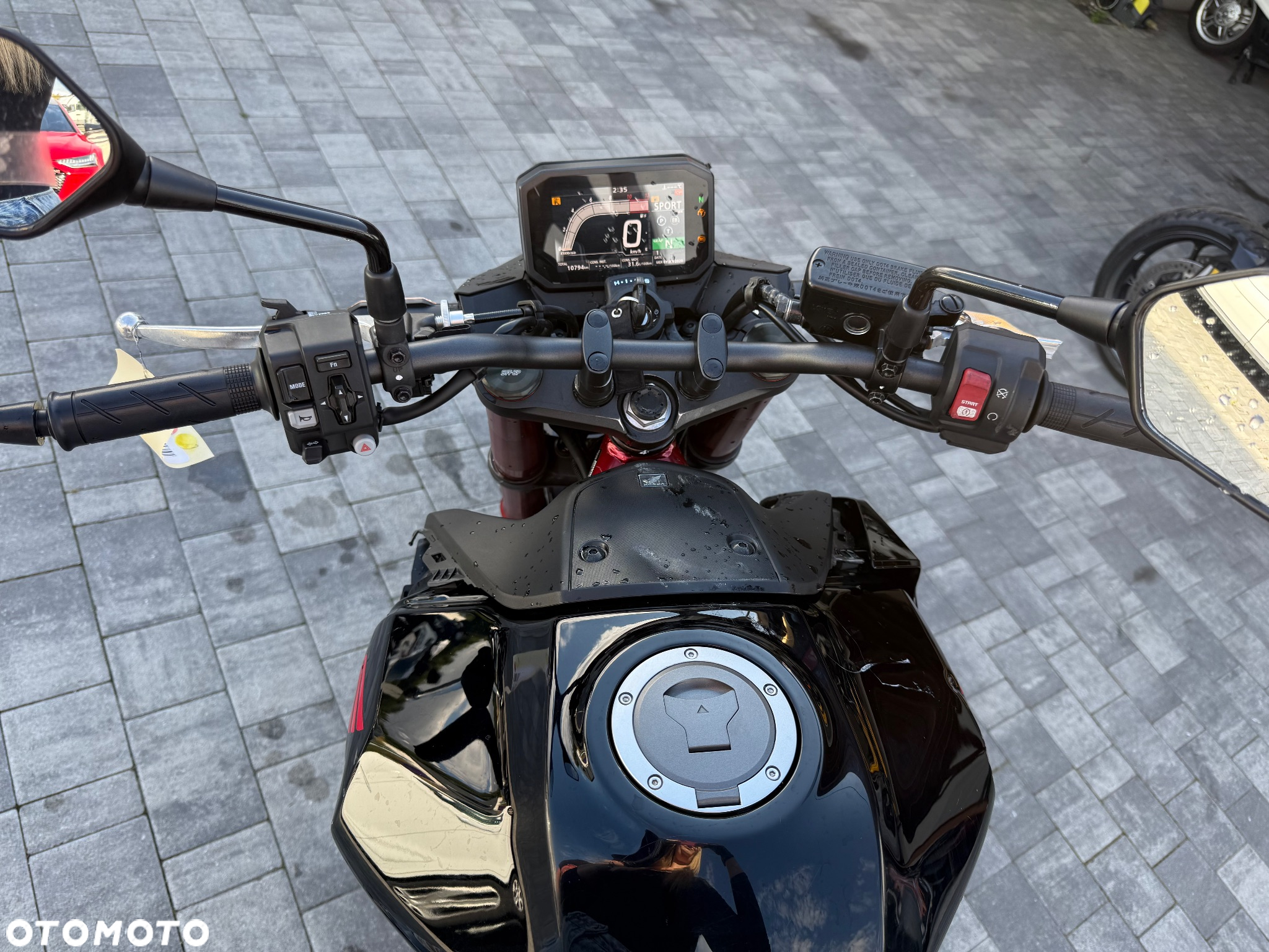Honda Hornet - 14