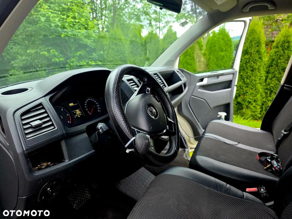 Volkswagen Caravelle 2.0 TDI L2 Trendline 4Motion DSG - 17