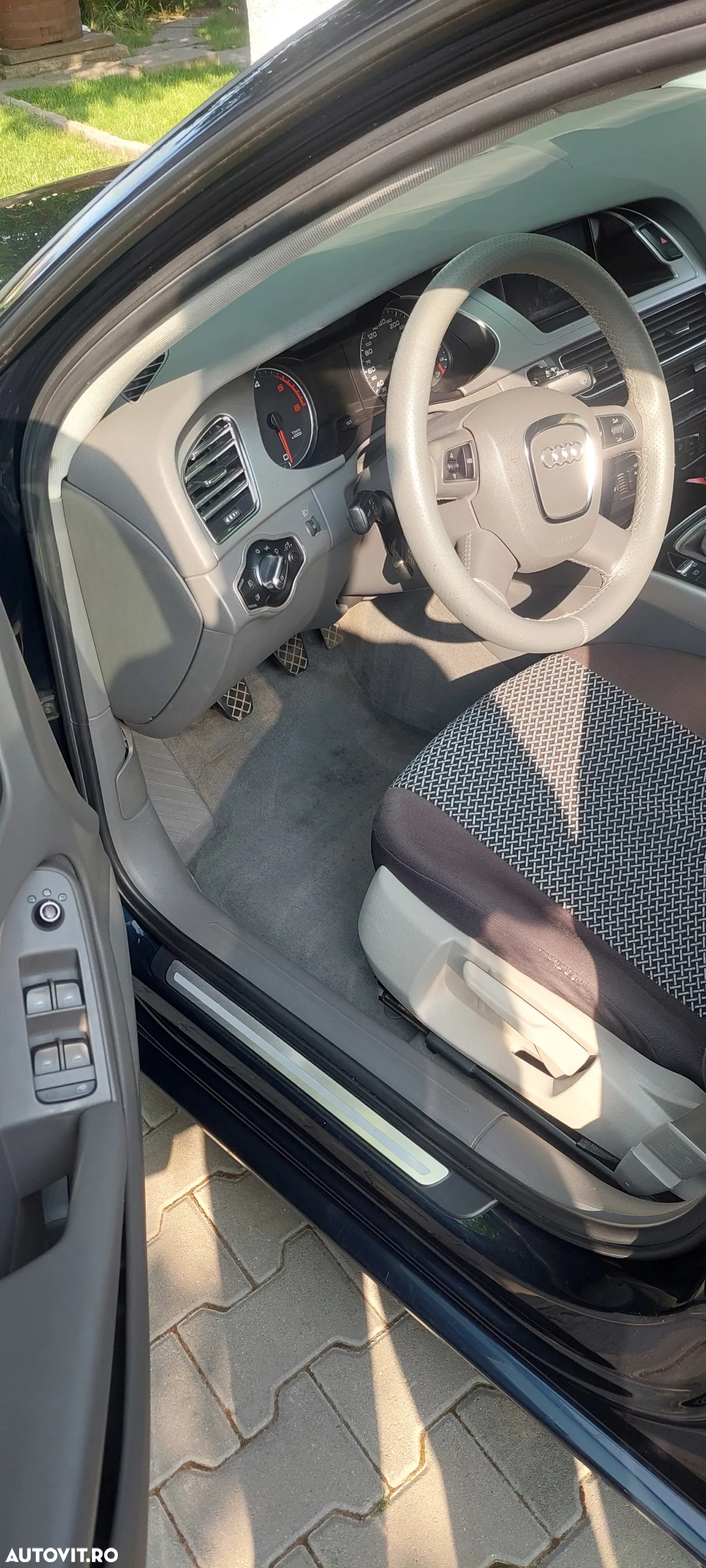 Audi A4 2.0 TDI Avant - 12