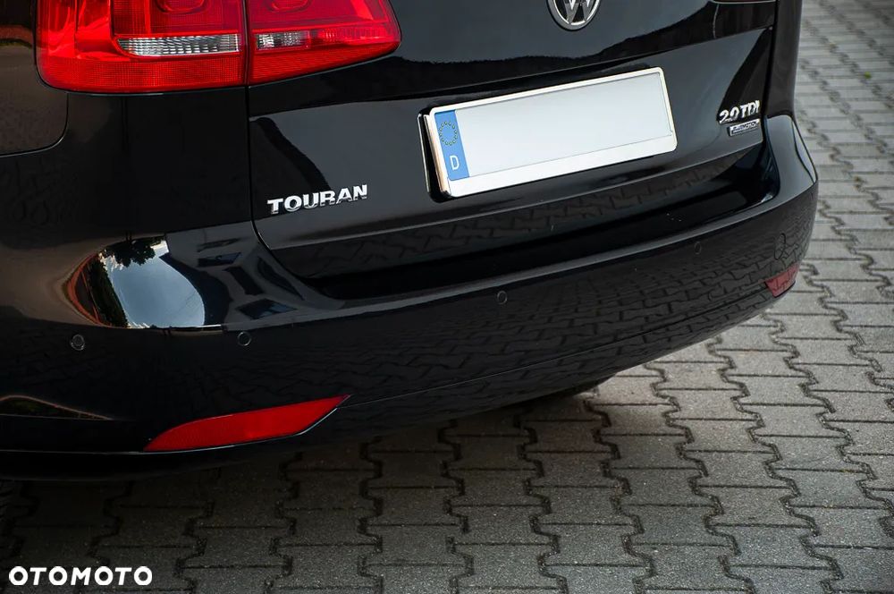 Volkswagen Touran 2.0 TDI DSG United - 22