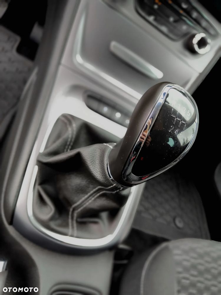 Opel Astra - 16
