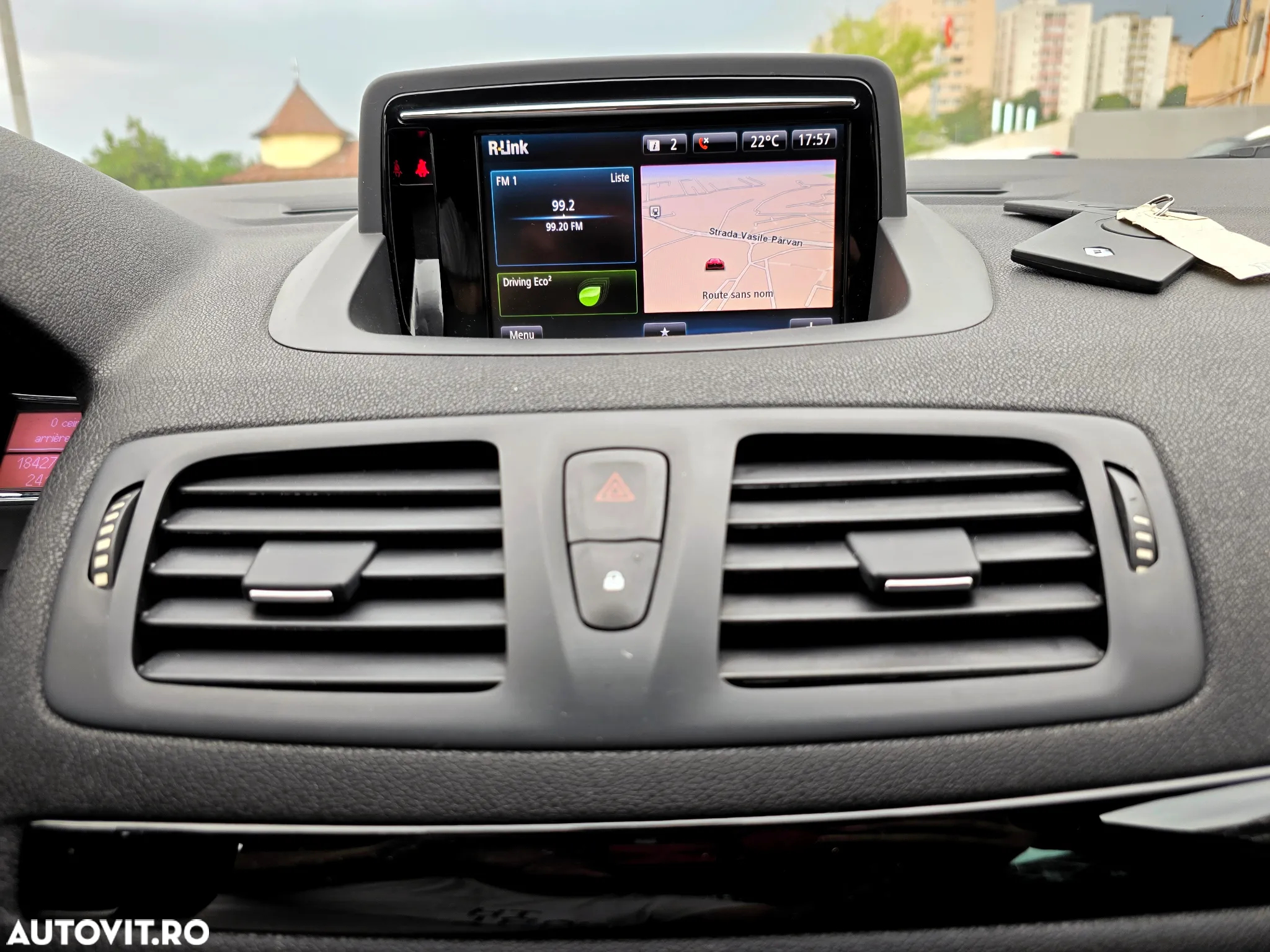 Renault Megane ENERGY dCi 110 Start & Stop Bose Edition - 26