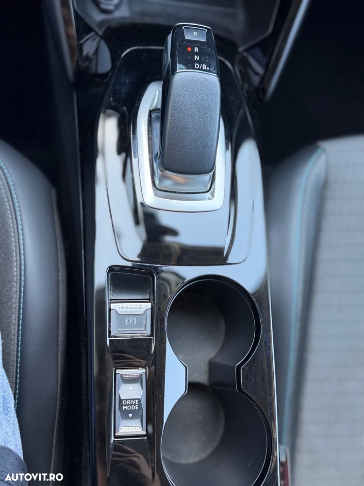 Peugeot 2008 e-2008 Allure Pack - 17