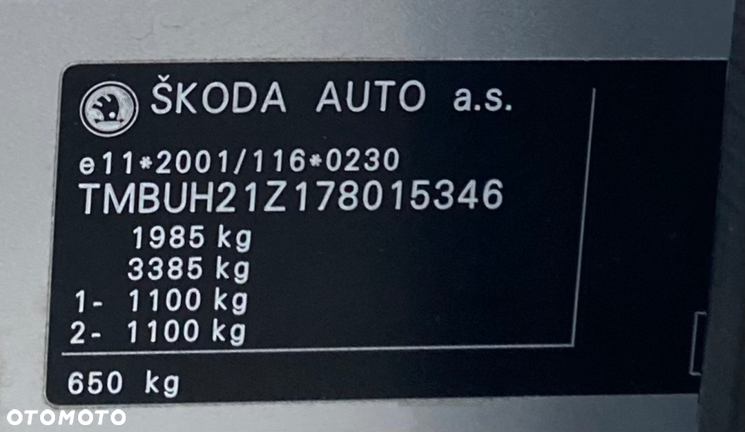 Skoda Octavia 2.0 TDI RS - 31