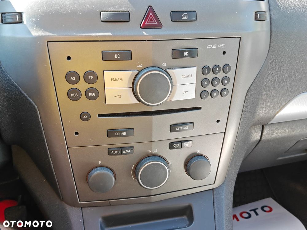 Opel Zafira 1.9 CDTI Navi - 24
