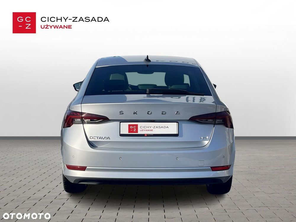 Skoda Octavia 2.0 TDI 4x4 Style DSG - 4