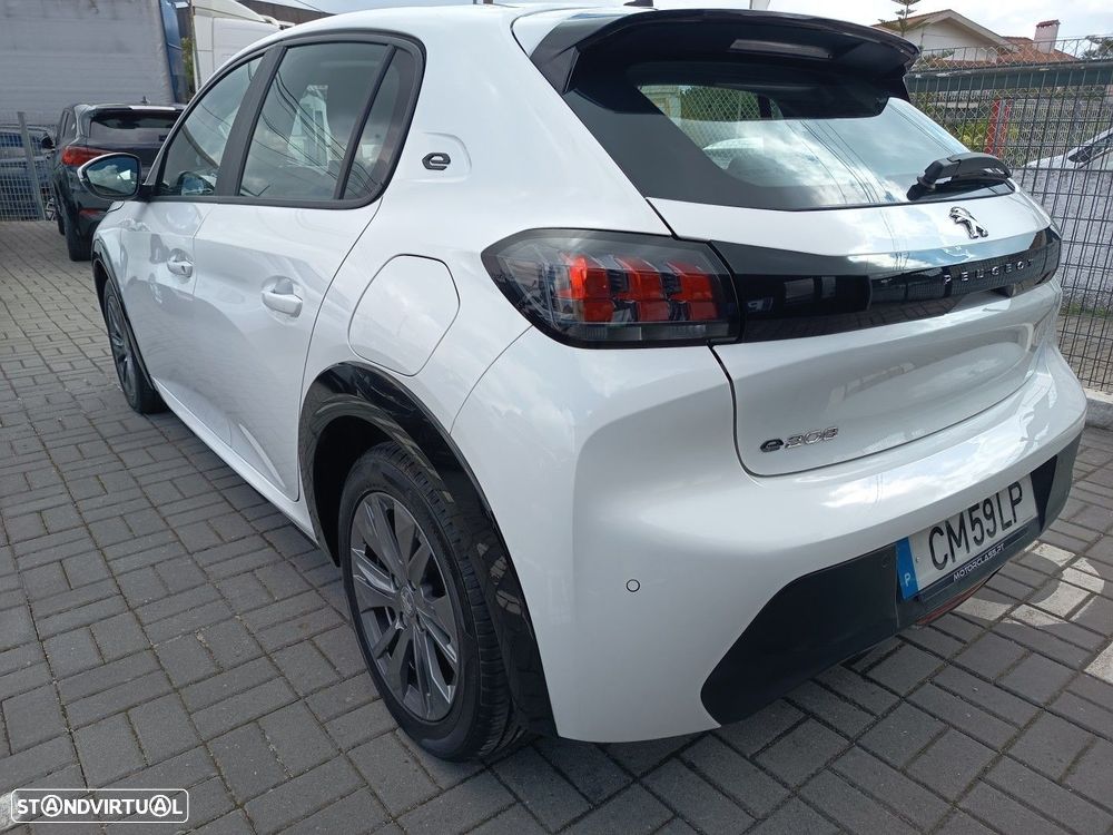 Peugeot e-208 50 kWh Active Pack - 6