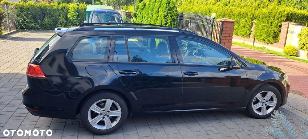 Volkswagen Golf - 11