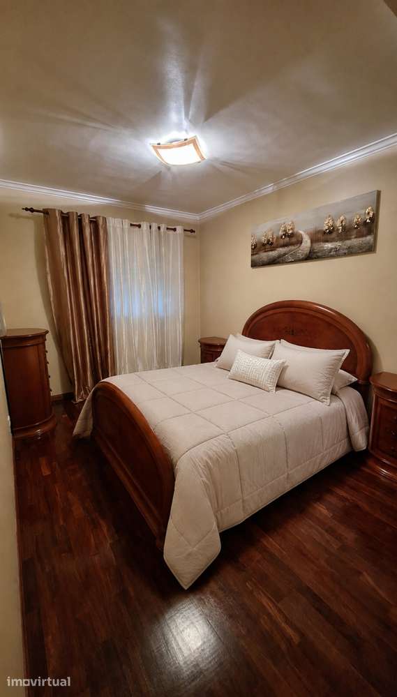 Apartamento T2 como Novo, totalmente equipado e mobilado no Carregado - Grande imagem: 4/10