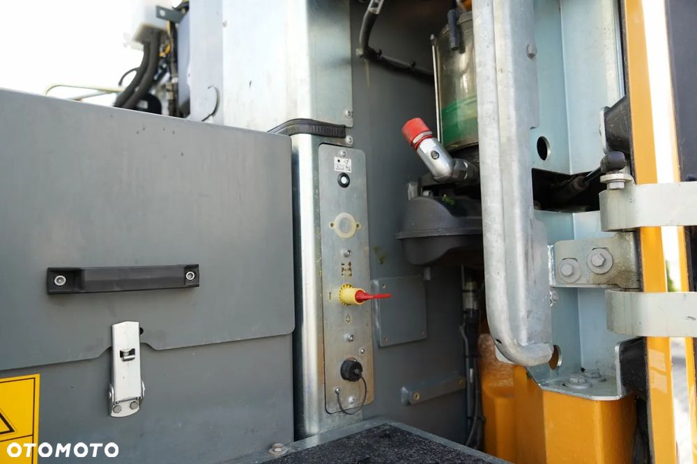 Liebherr 910 COMPACT LITRONIC / KOPARKA KOŁOWA / KLIMATYZACJA / KAMERA / 2020 ROK / PO KONTRAKCIE SERWISOWYM - 30