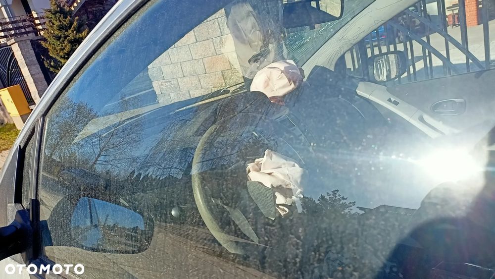 Toyota Yaris 1.4 D-4D Luna EU5 - 3