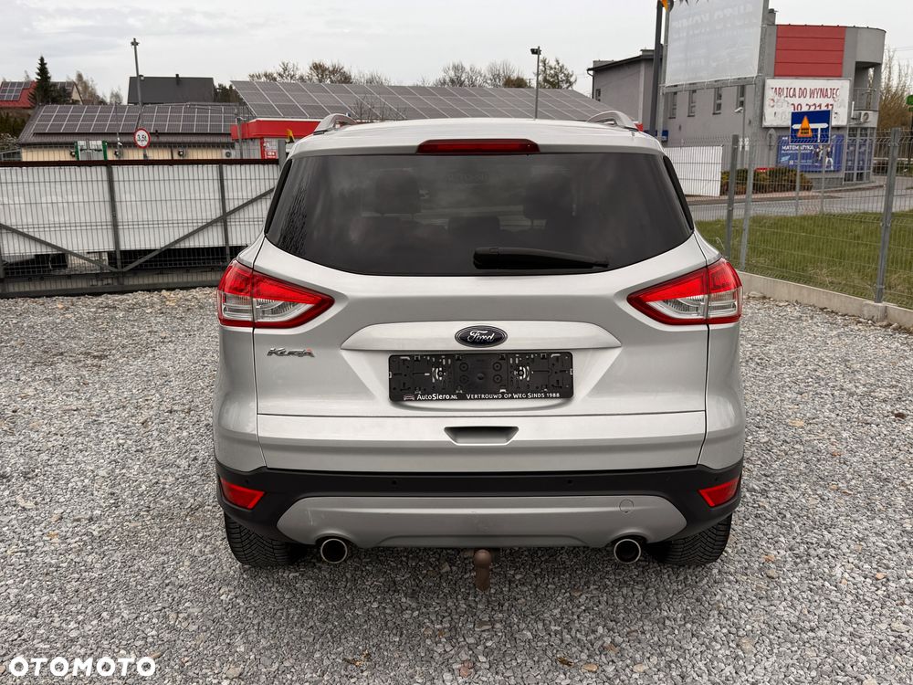 Ford Kuga 2.0 TDCi 2x4 Titanium - 3