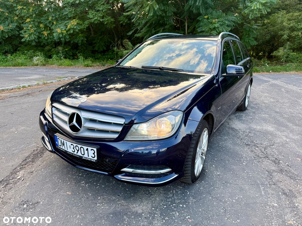 Mercedes-Benz Klasa C 180 CDI DPF (BlueEFFICIENCY) Avantgarde - 1