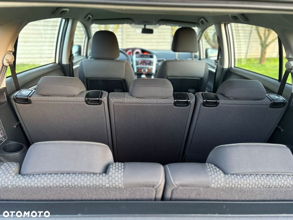 Toyota Verso 2.0 D-4D Premium 7os - 16