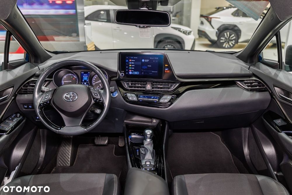 Toyota C-HR - 6