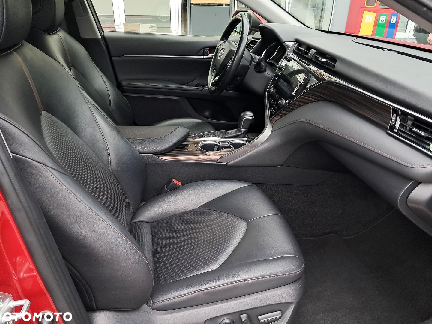 Toyota Camry - 10