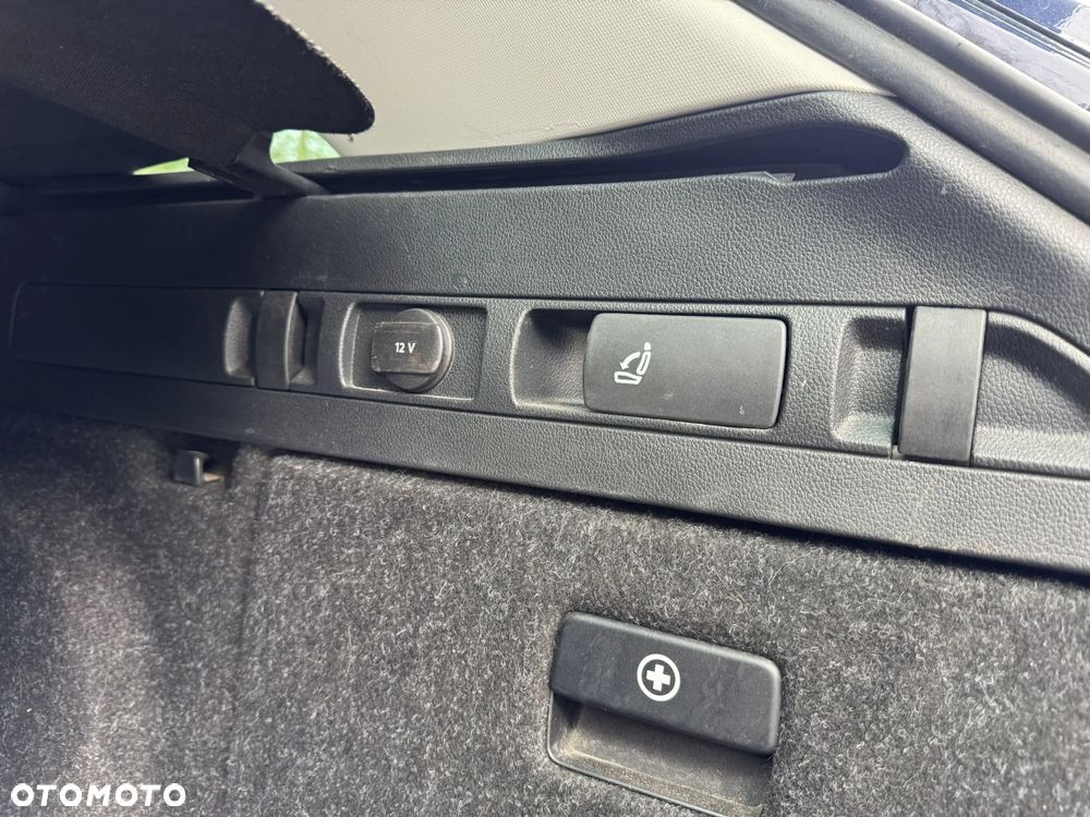 Skoda Superb ver-2-0-tdi-scr-4x4-ambition-dsg - 20