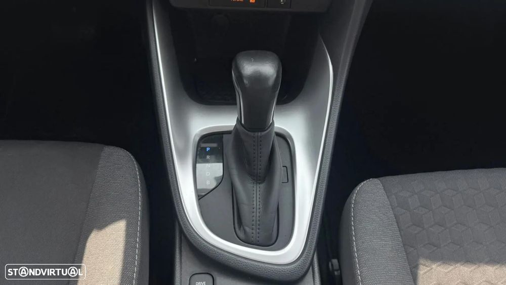 Toyota Yaris 1.5 HDF Comfort Plus - 16