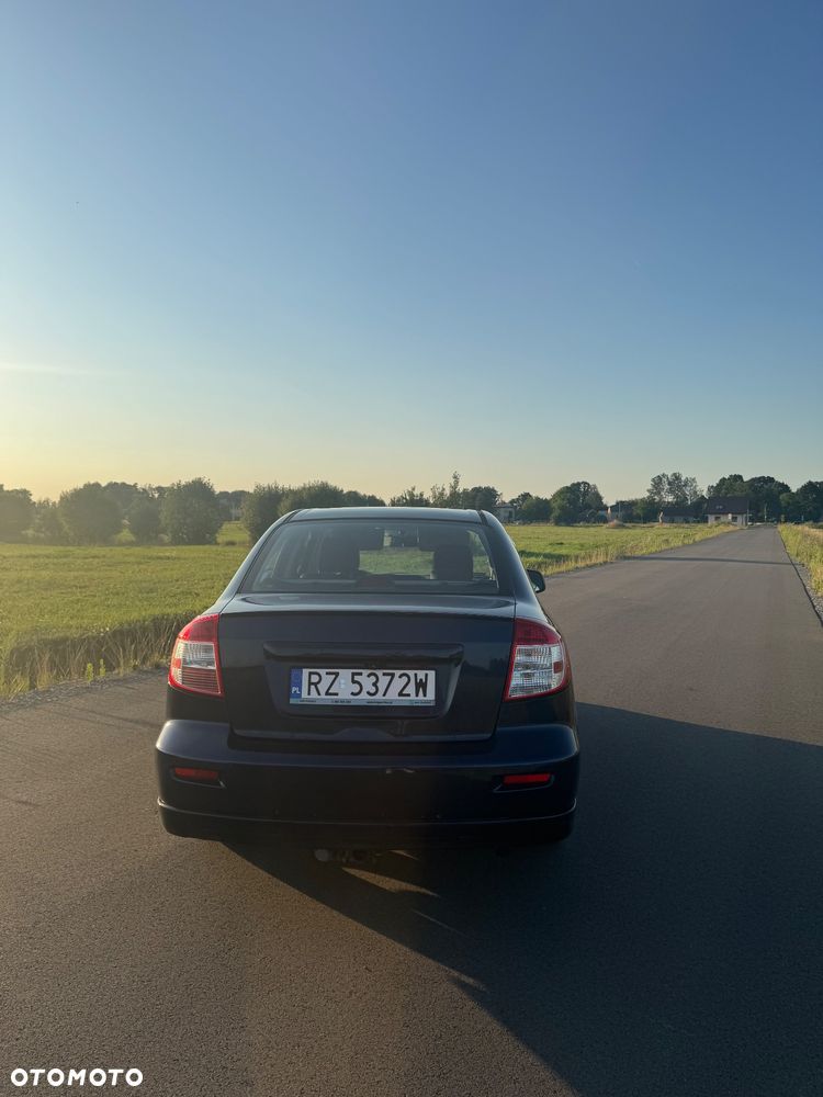 Suzuki SX4 - 5