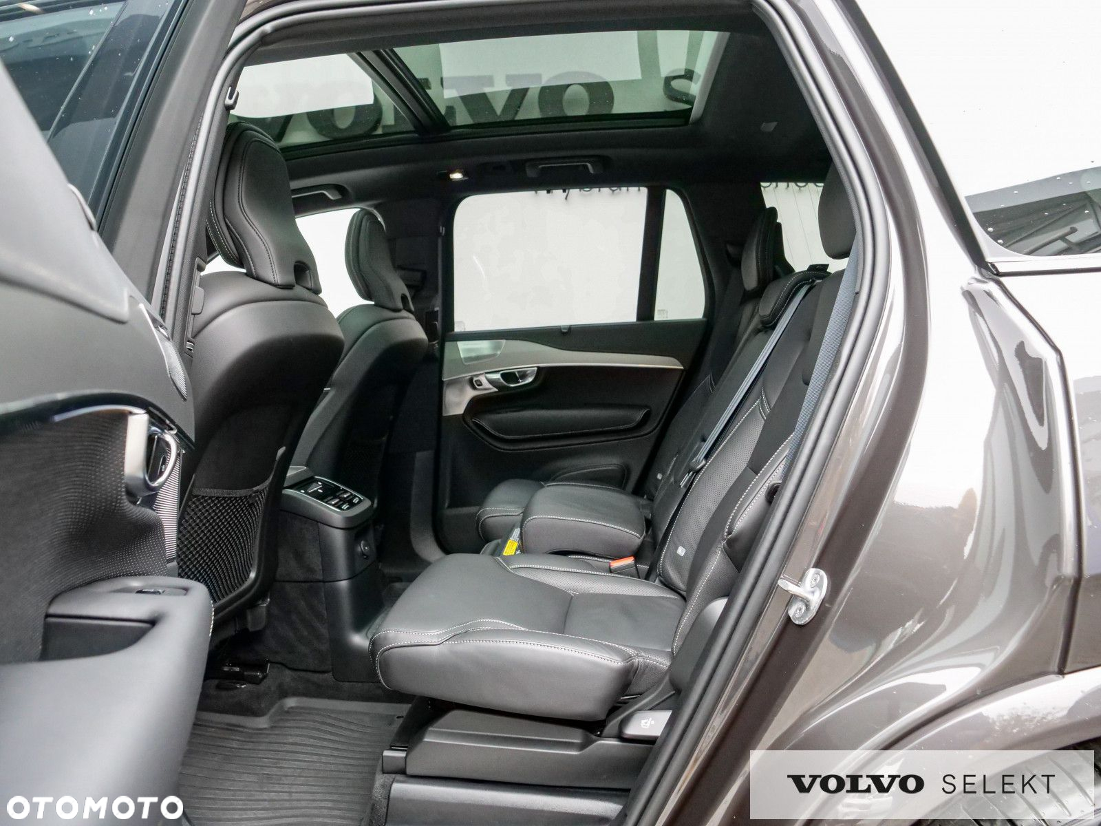 Volvo XC 90 - 22