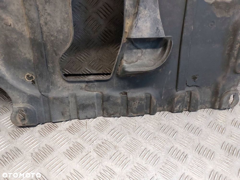OSŁONA SILNIKA DOLNA VOLVO C30 I 2.0 HDI - 3