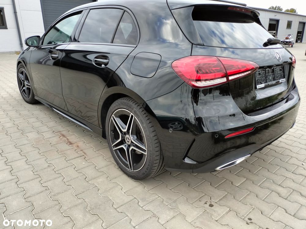 Mercedes-Benz Klasa A 180 AMG Line - 25