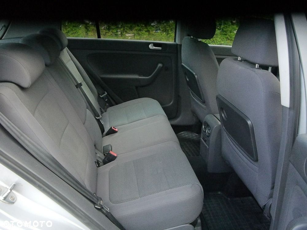 Volkswagen Golf Plus 1.9 TDI Comfortline - 25