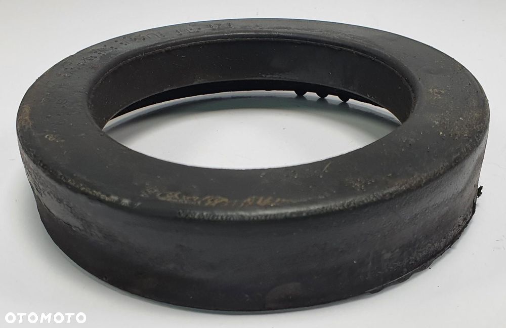 GUMA POD SPRĘŻYNĘ TYŁ TYLNA MERCEDES W115 1153252444 - 2