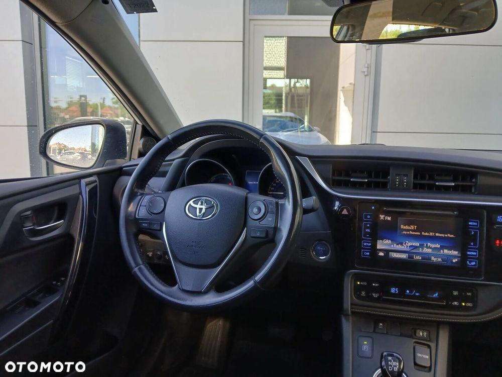 Toyota Auris Hybrid 135 Premium - 5