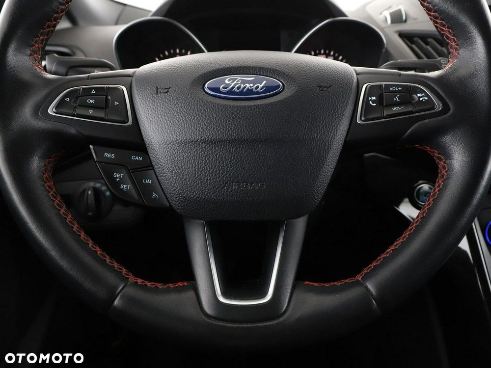 Ford Kuga 2.0 TDCi 4x4 ST-Line - 22