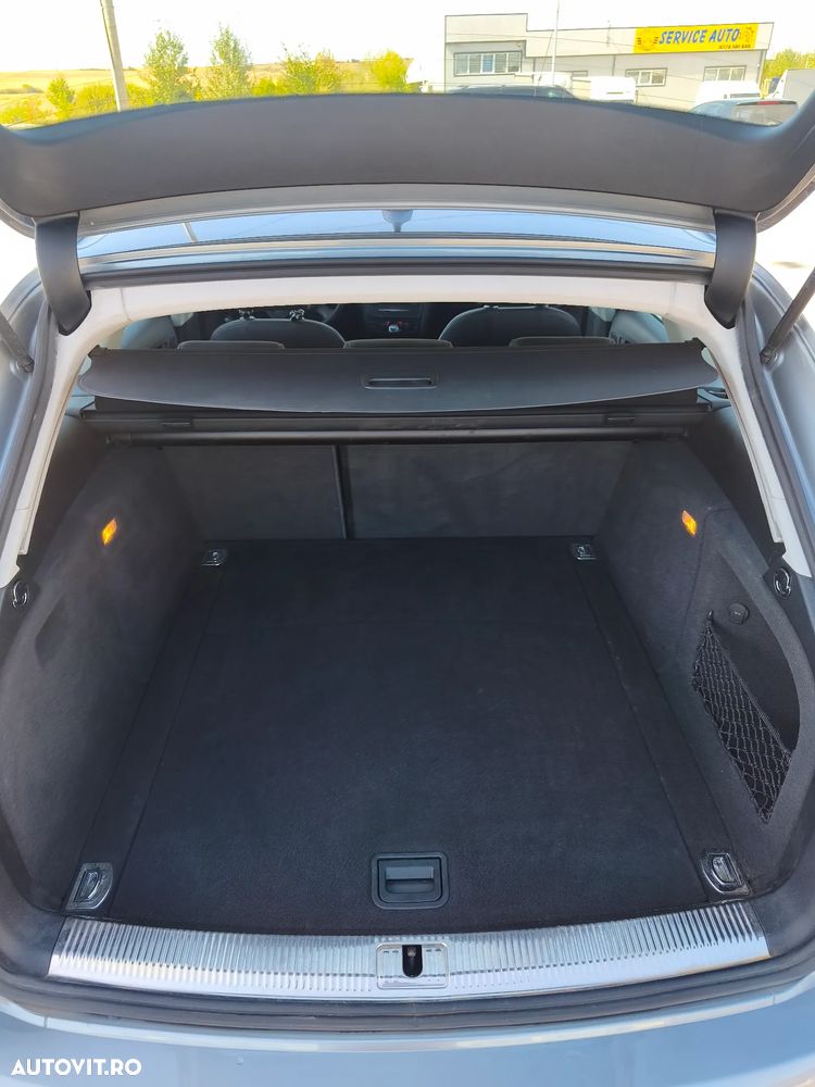 Audi A4 Avant - 11
