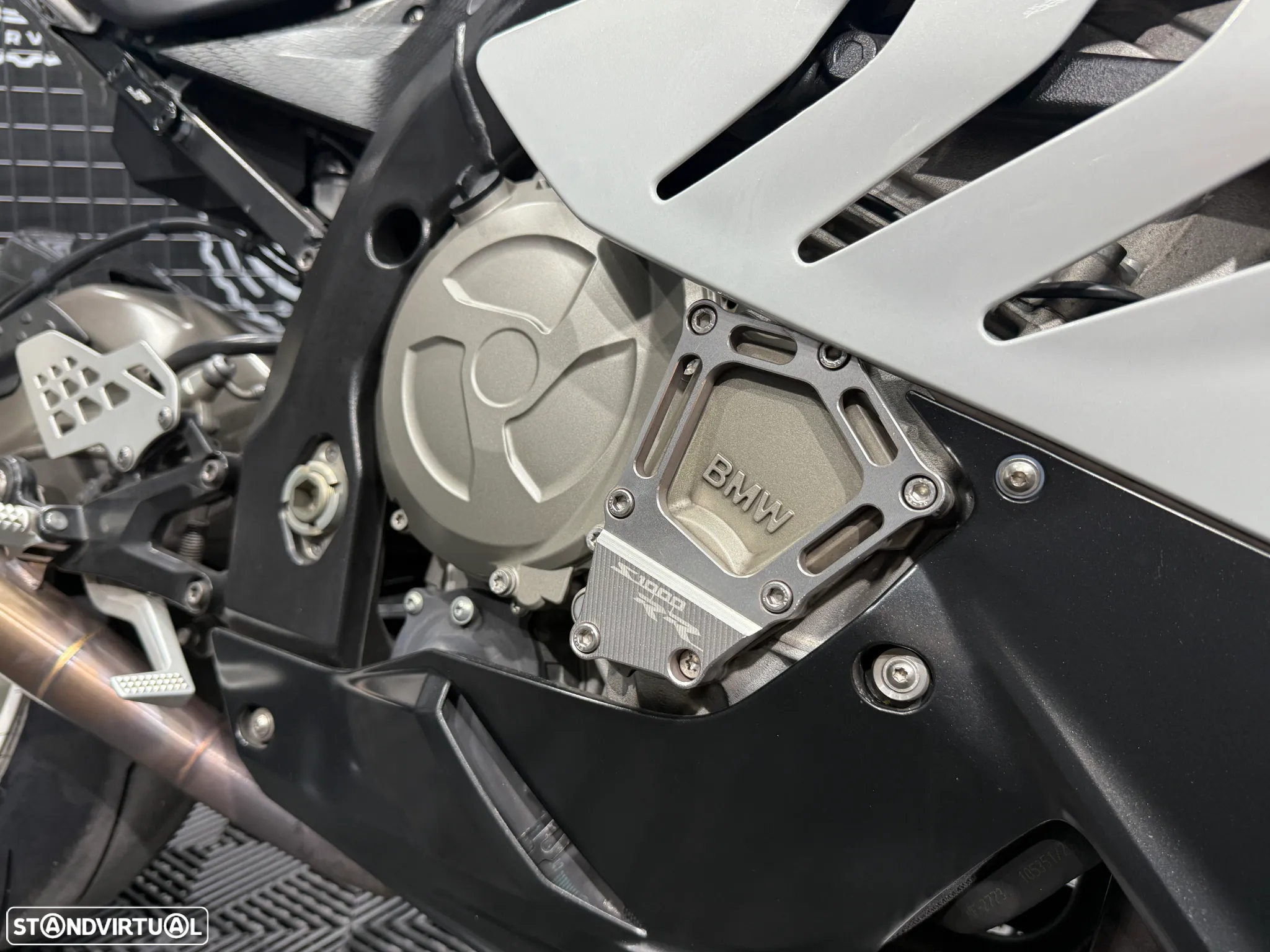 BMW S 1000 RR - 11