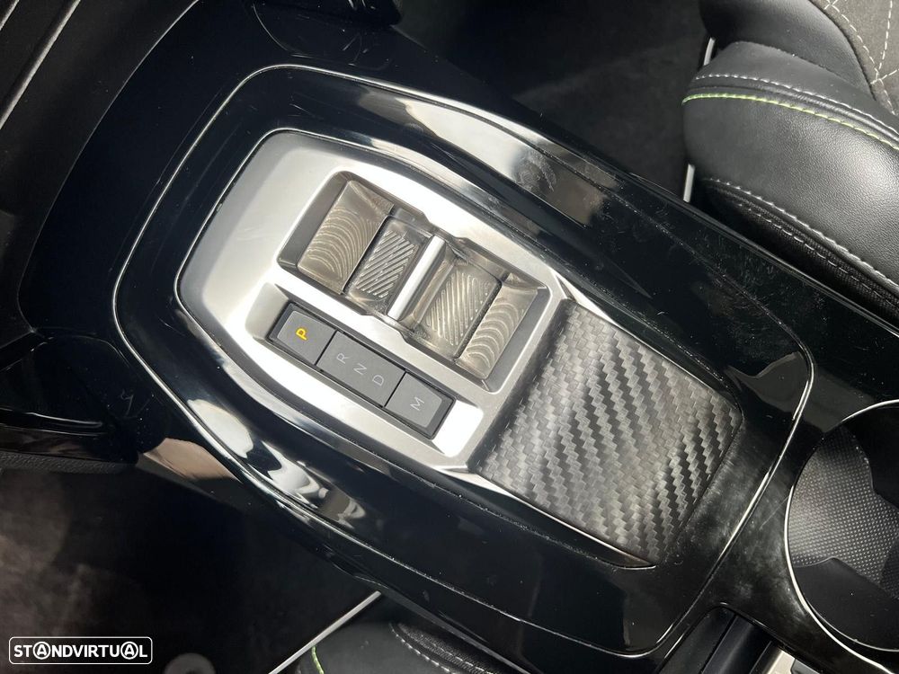 Peugeot 208 1.2 PureTech GT Pack EAT8 - 19