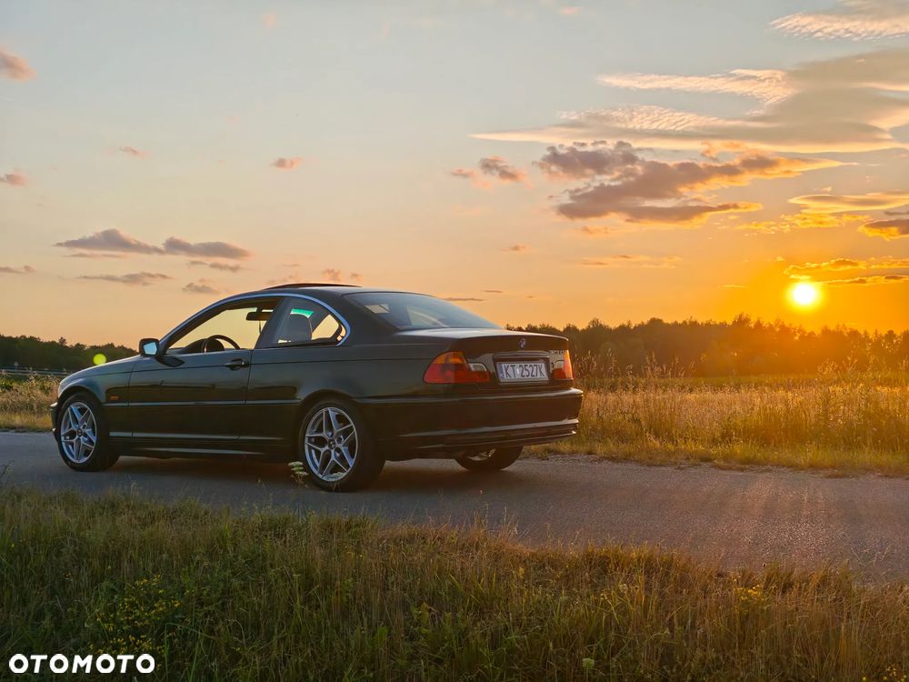 BMW Seria 3 323Ci - 8