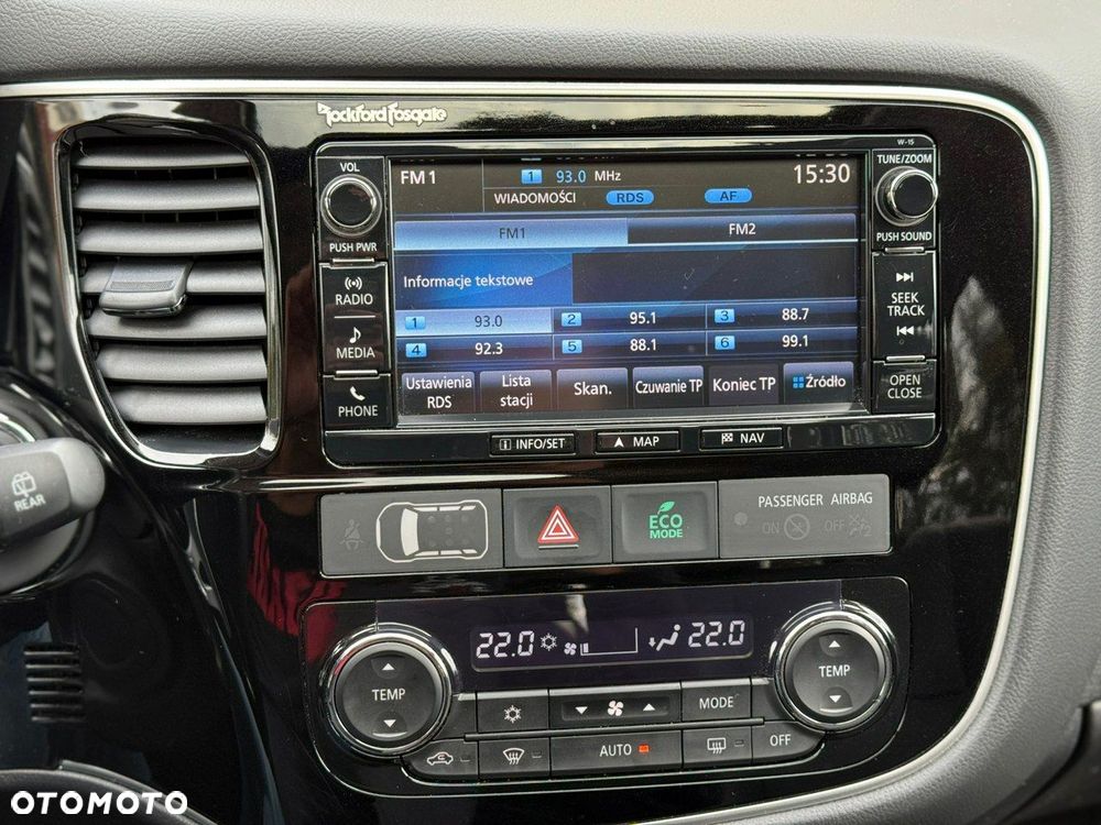 Mitsubishi Outlander - 32
