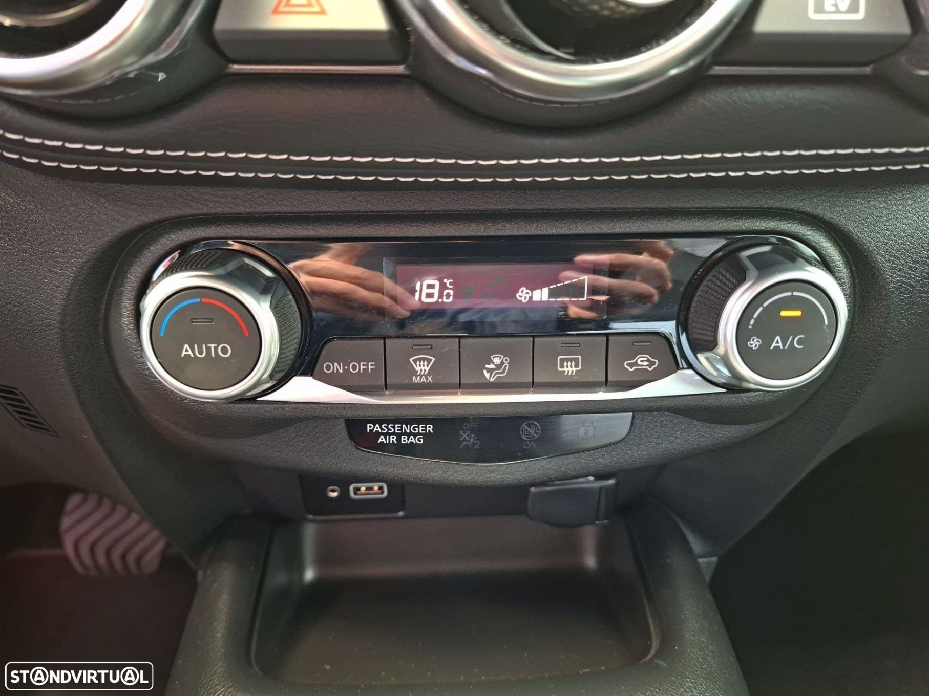 Nissan Juke 1.6 Hybrid N-Design Silver - 21