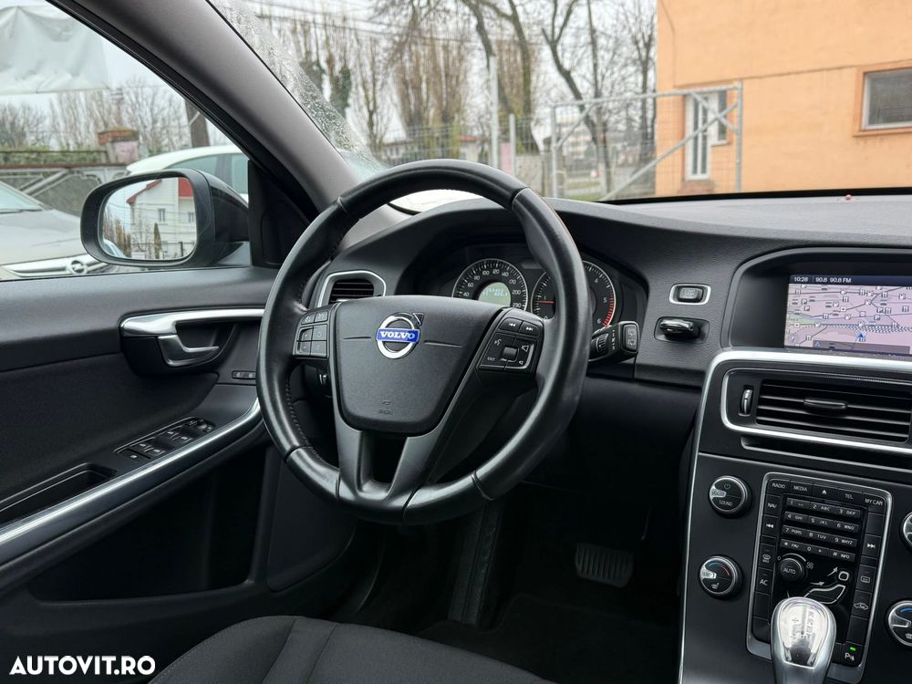 Volvo V60 DRIVe Geartronic Powershift Kinetic - 11
