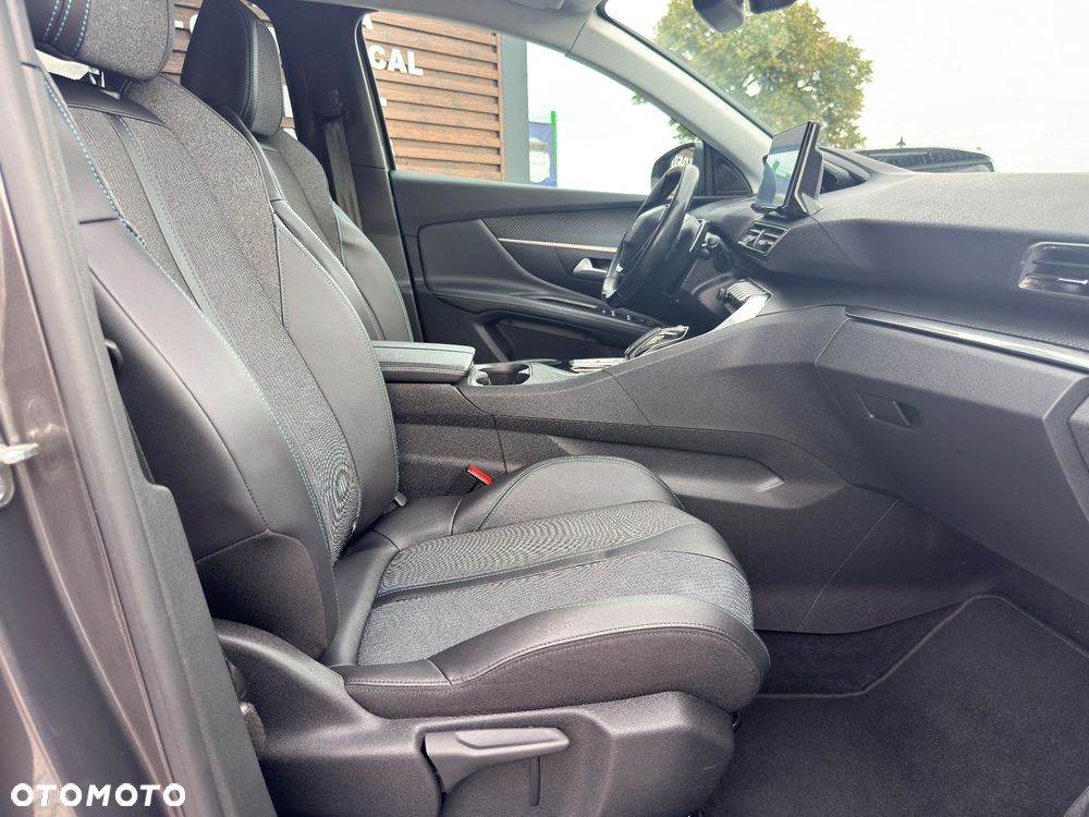 Peugeot 3008 1.5 BlueHDi GT S&S EAT8 - 22