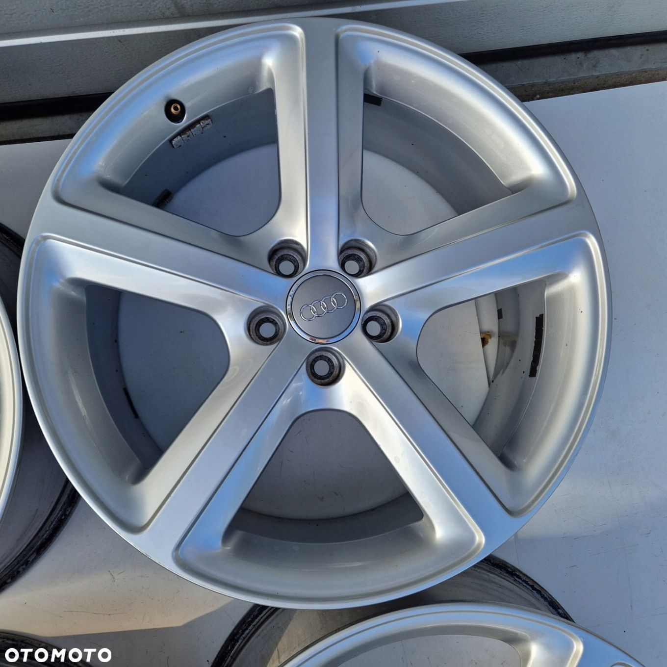 AUDI Q5 A5 S5 A4 B8 B9 A6 C6 C7 5x112 19 IS39 - 6