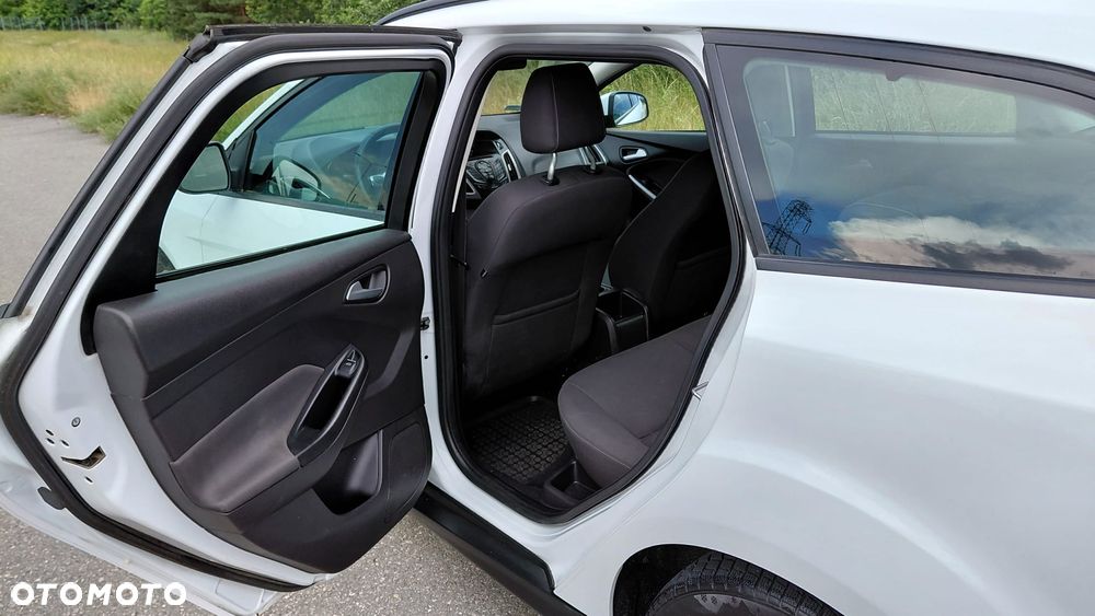 Ford Focus 1.0 EcoBoost Titanium - 9