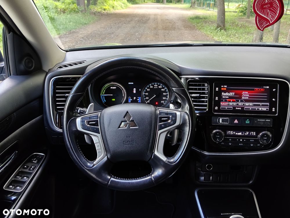 Mitsubishi Outlander 2.0 4WD - 15